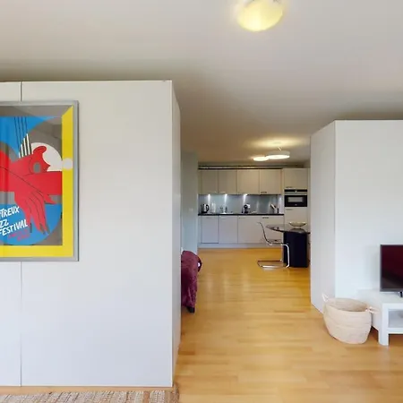 Appartement Spacious In A Quiet Area Of Sierre