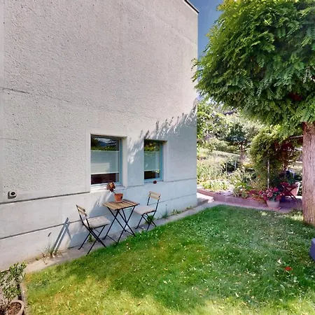 Spacious In A Quiet Area Of * Sierre